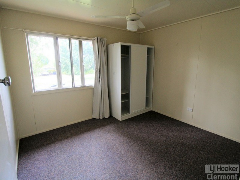 75 Box Street, Clermont QLD 4721