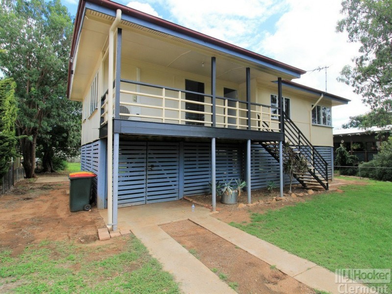 75 Box Street, Clermont QLD 4721