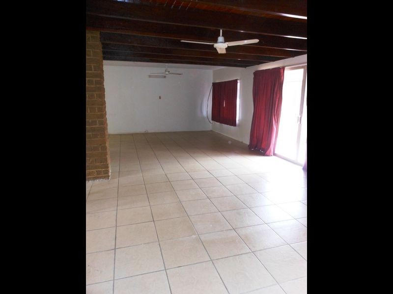 14 Karmoo Street, Clermont QLD 4721