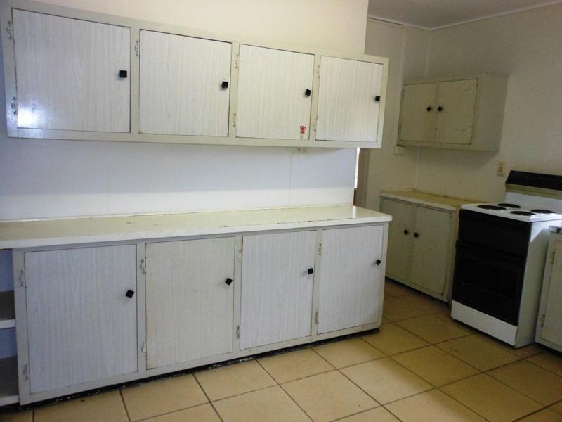 14 Karmoo Street, Clermont QLD 4721