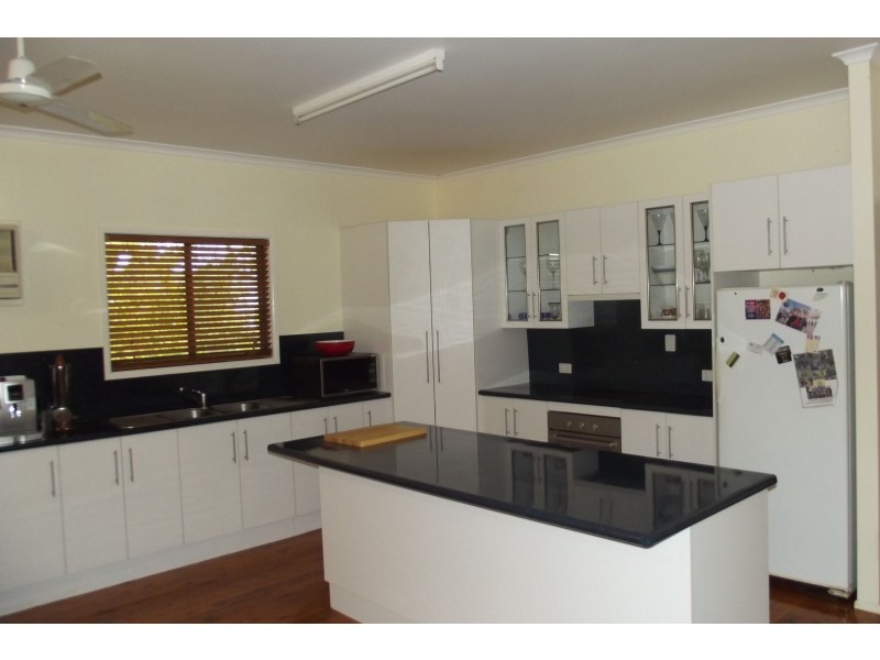 36 Douglass Street, Clermont QLD 4721