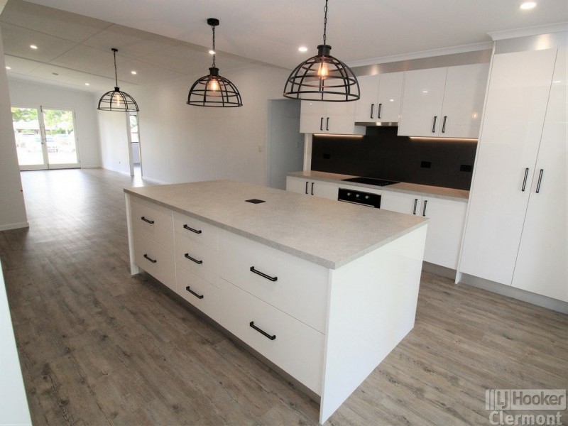 11 Beatty Street, Clermont QLD 4721