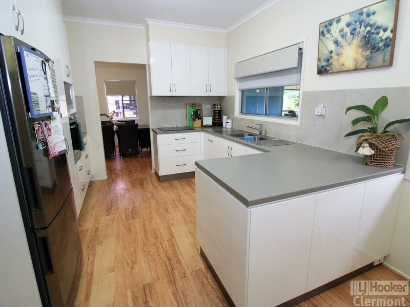 13 Blair Street, Clermont QLD 4721