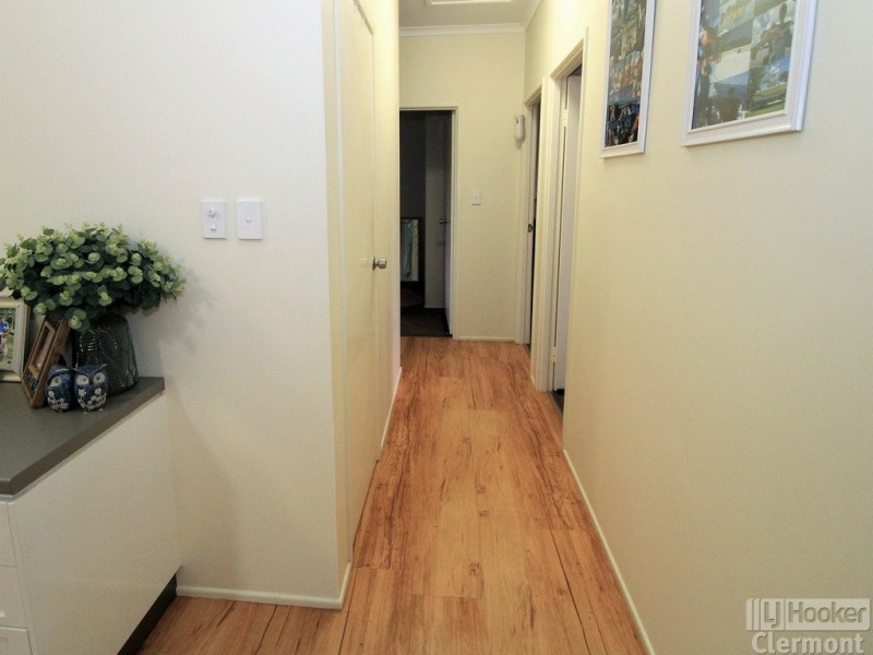 13 Blair Street, Clermont QLD 4721