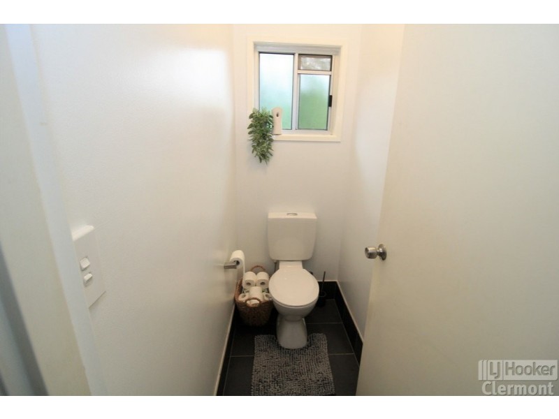 13 Blair Street, Clermont QLD 4721