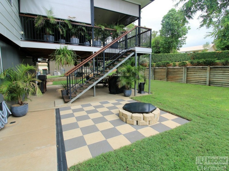 13 Blair Street, Clermont QLD 4721