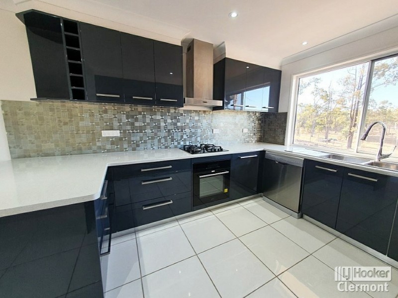 18 Nugget Lane, Clermont QLD 4721