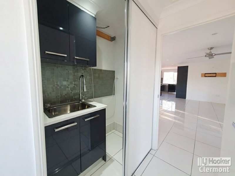 18 Nugget Lane, Clermont QLD 4721