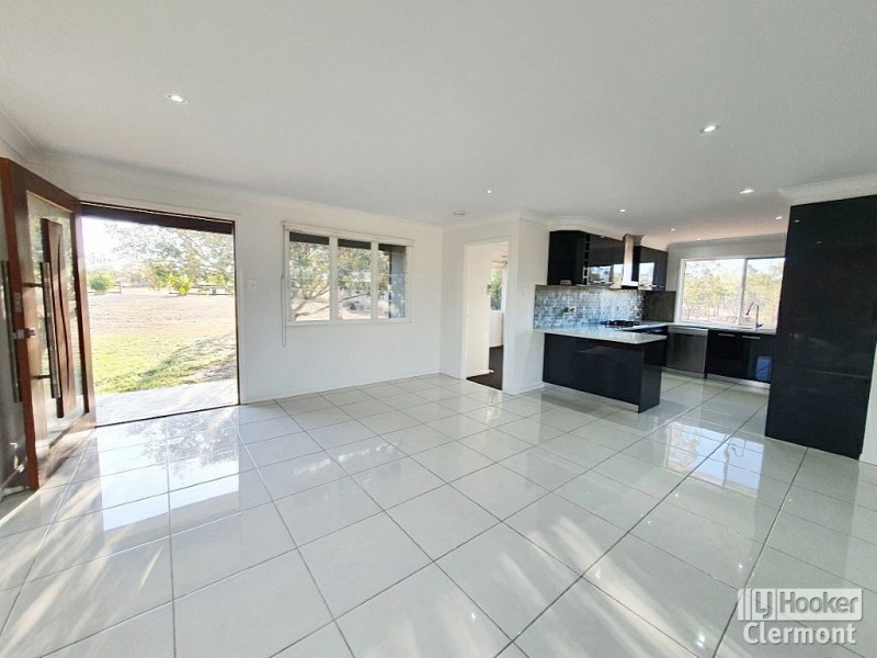 18 Nugget Lane, Clermont QLD 4721