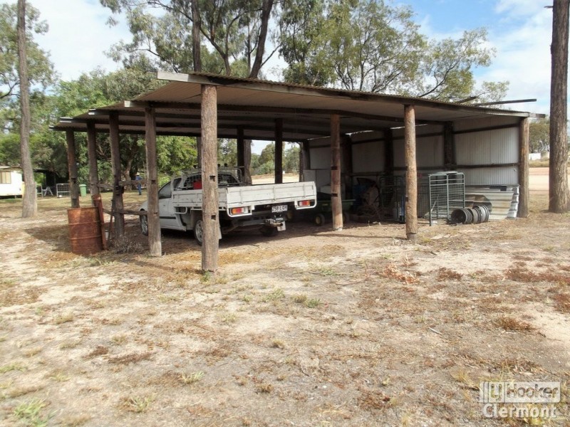 2 Gregory Lane, Clermont QLD 4721