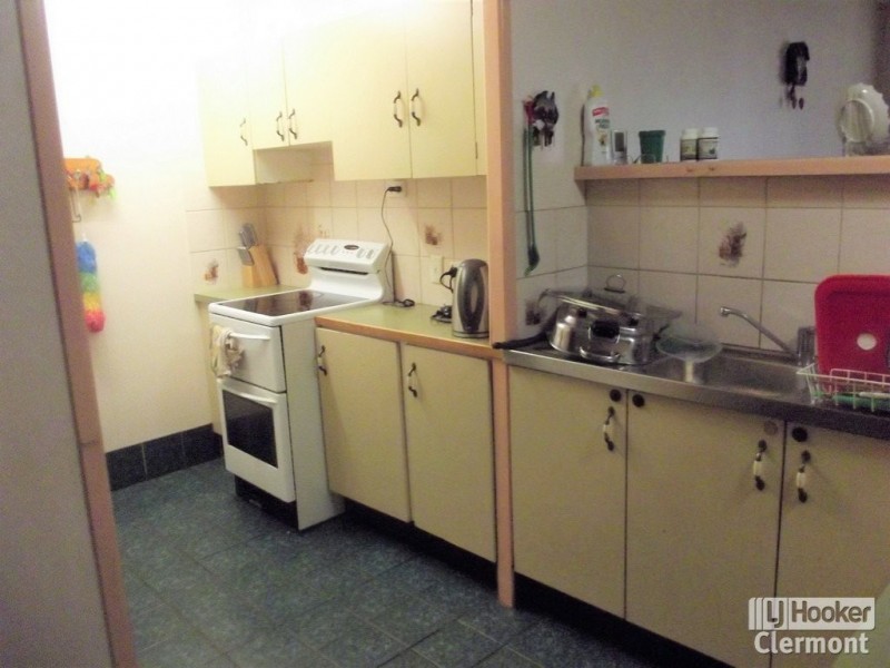 2 Gregory Lane, Clermont QLD 4721