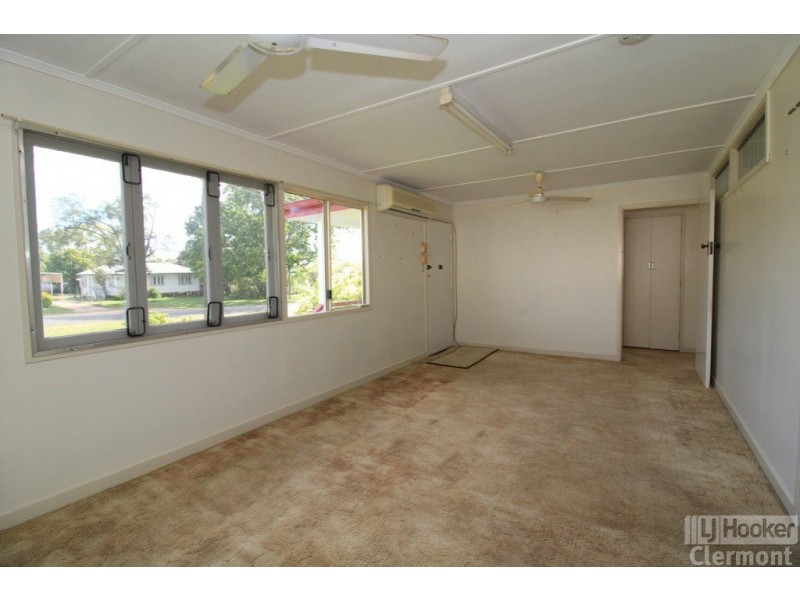 52 French Street, Clermont QLD 4721