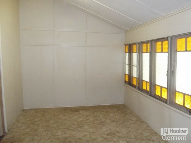 28 Mimosa Street, Clermont QLD 4721