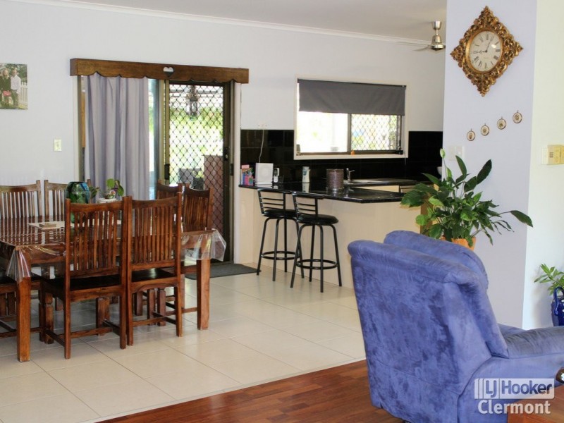 16 Blamey Street, Clermont QLD 4721
