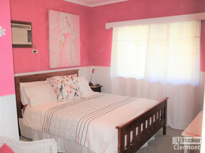 16 Blamey Street, Clermont QLD 4721