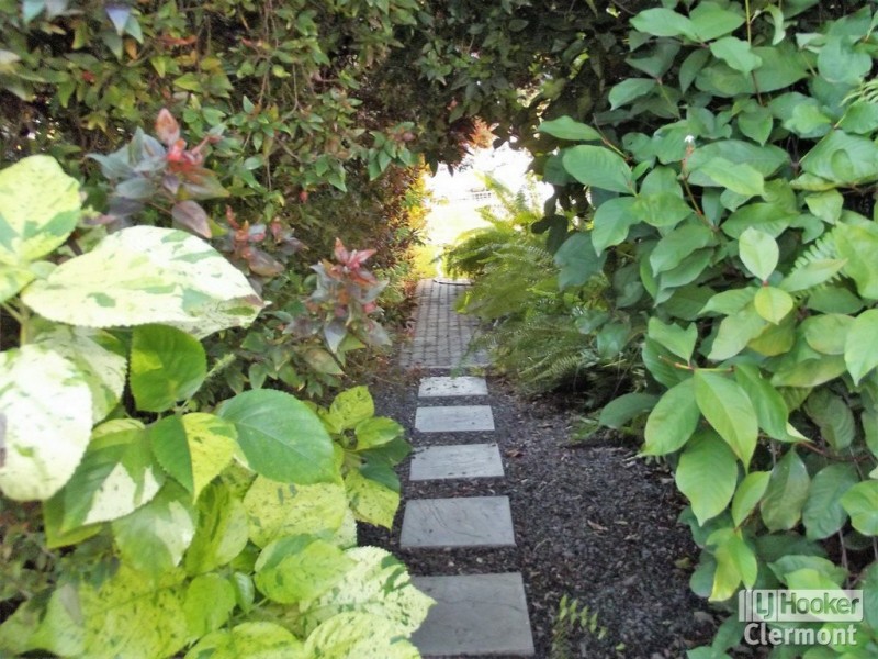 16 Blamey Street, Clermont QLD 4721