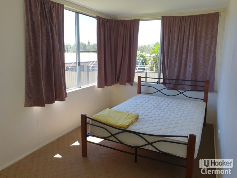 Unit 3/6 East Lane, Clermont QLD 4721