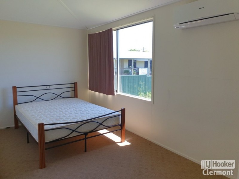 Unit 3/6 East Lane, Clermont QLD 4721