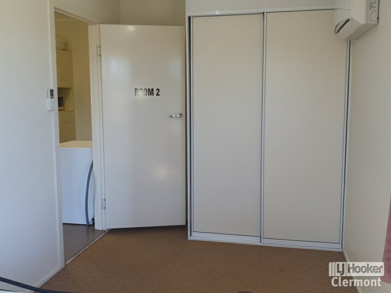 Unit 3/6 East Lane, Clermont QLD 4721