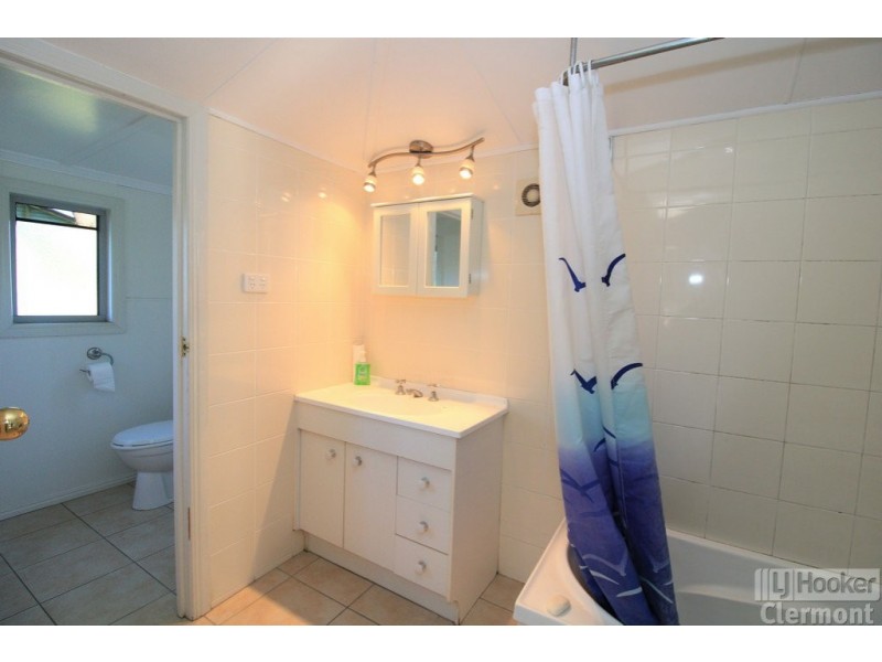 41 Jellicoe Street, Clermont QLD 4721