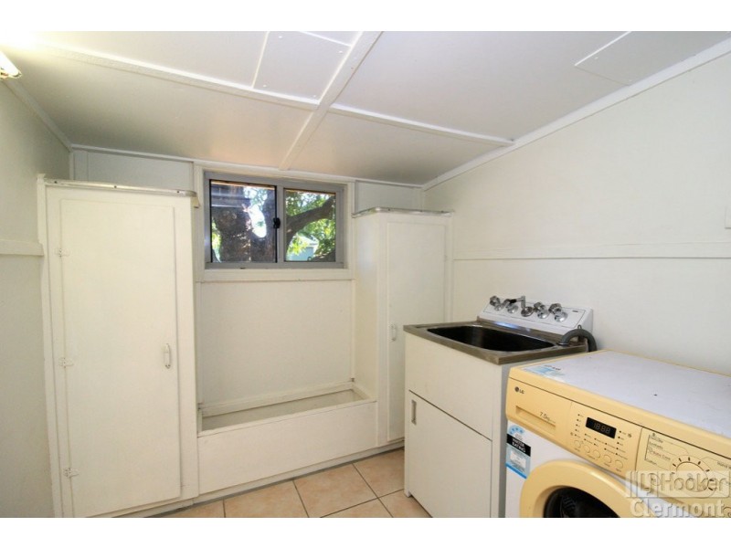 41 Jellicoe Street, Clermont QLD 4721