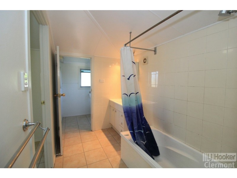 41 Jellicoe Street, Clermont QLD 4721