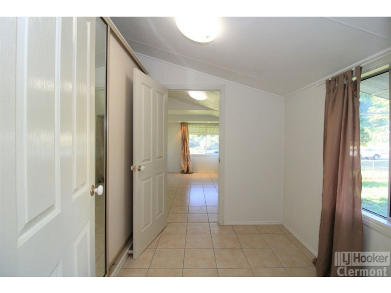 41 Jellicoe Street, Clermont QLD 4721