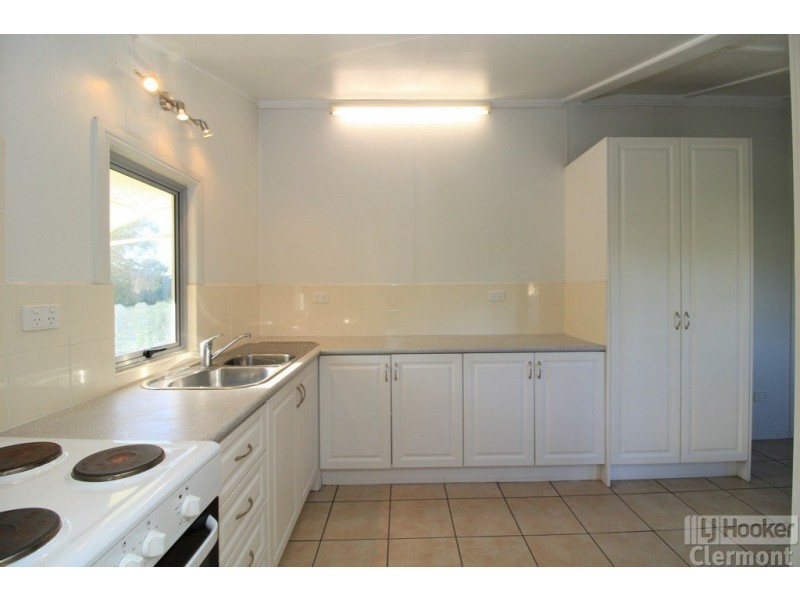 41 Jellicoe Street, Clermont QLD 4721