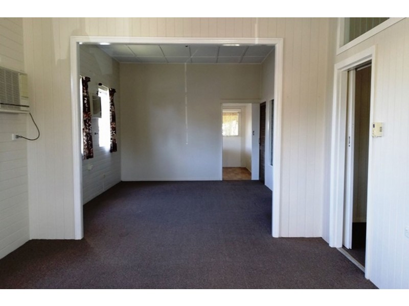 21 Jellicoe Street, Clermont QLD 4721