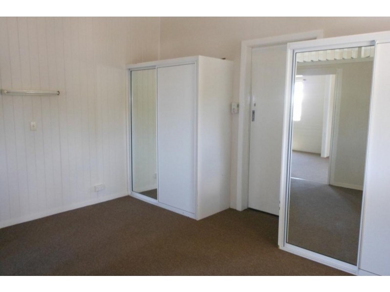 21 Jellicoe Street, Clermont QLD 4721