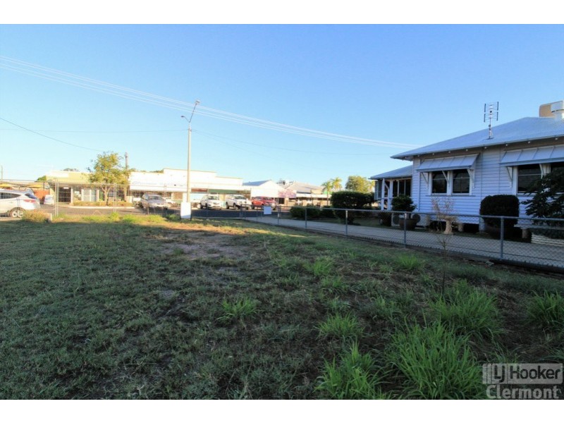 57 Capella Street, Clermont QLD 4721