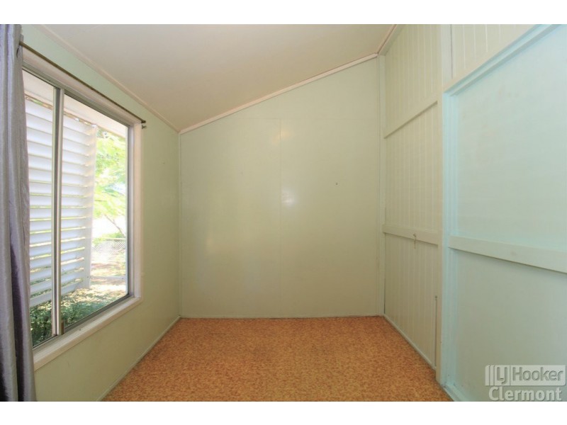 52 Mimosa Street, Clermont QLD 4721