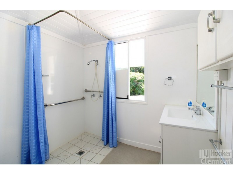 52 Mimosa Street, Clermont QLD 4721