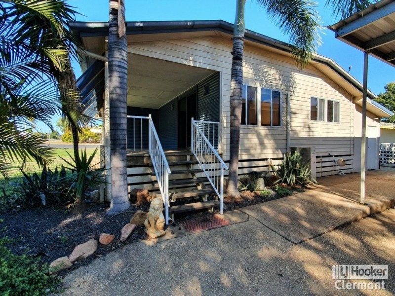 80 Tropic Street, Clermont QLD 4721