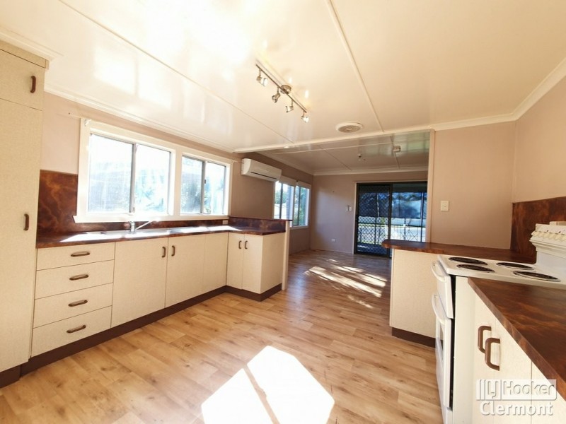 80 Tropic Street, Clermont QLD 4721