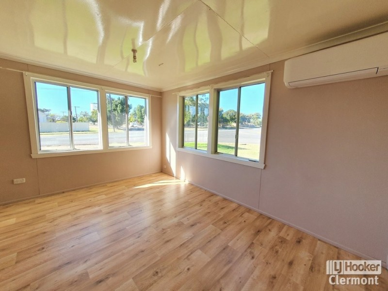 80 Tropic Street, Clermont QLD 4721