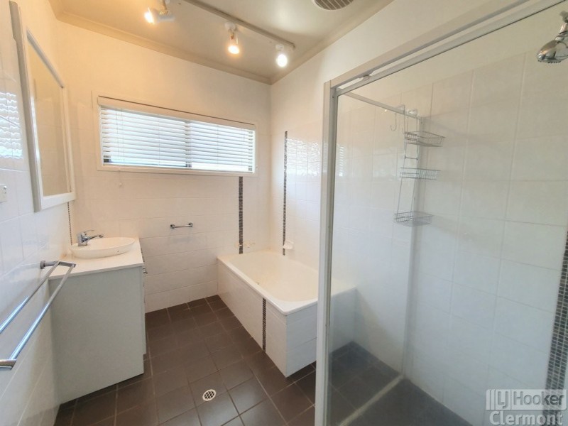 63 Carina Crescent, Clermont QLD 4721