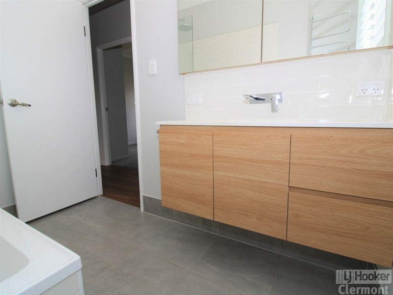 9 Lime Street, Clermont QLD 4721