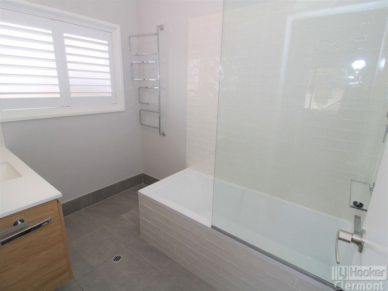 9 Lime Street, Clermont QLD 4721