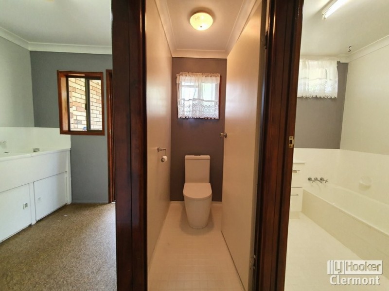 31 Haig Street, Clermont QLD 4721