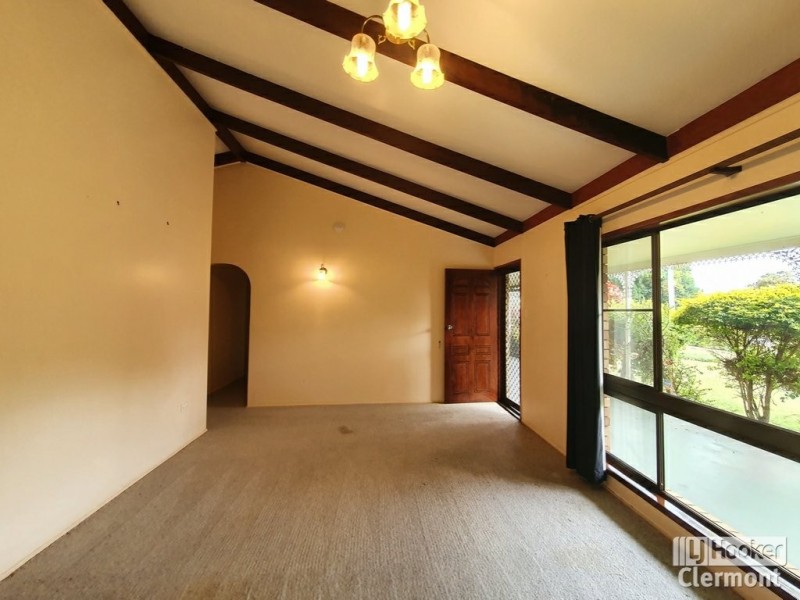 31 Haig Street, Clermont QLD 4721