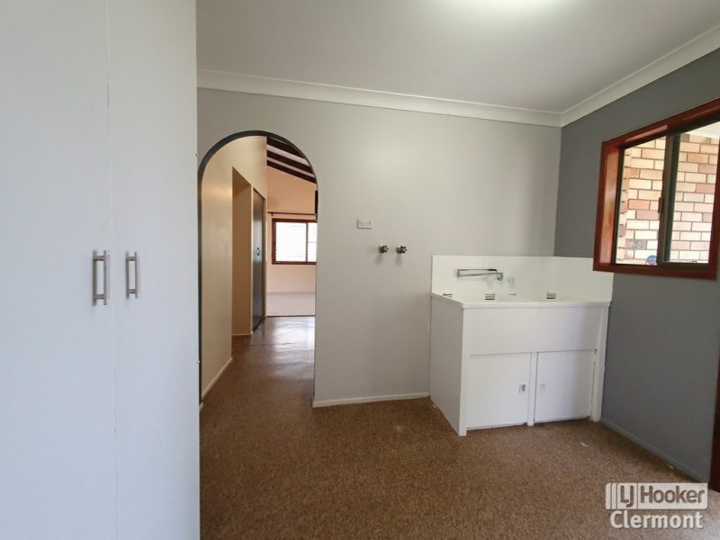 31 Haig Street, Clermont QLD 4721