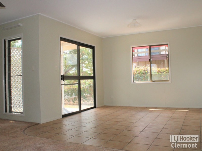 73 Francis Street, Clermont QLD 4721