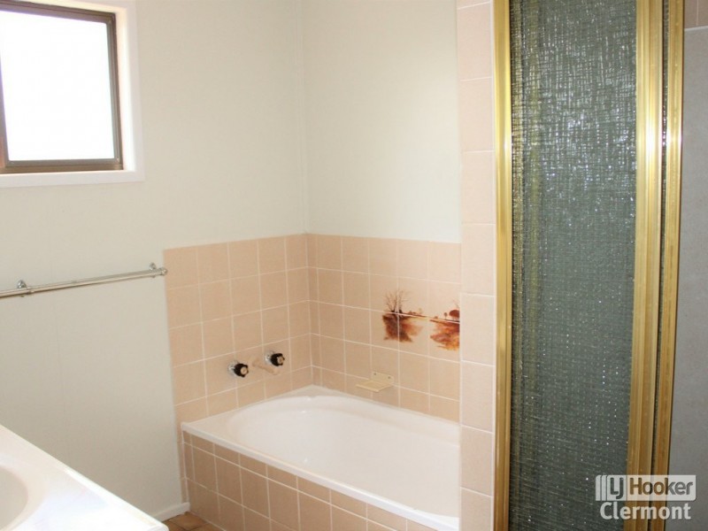 73 Francis Street, Clermont QLD 4721