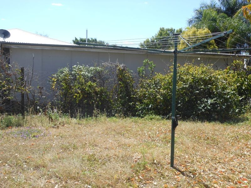 2 Spoonbill Road, Clermont QLD 4721