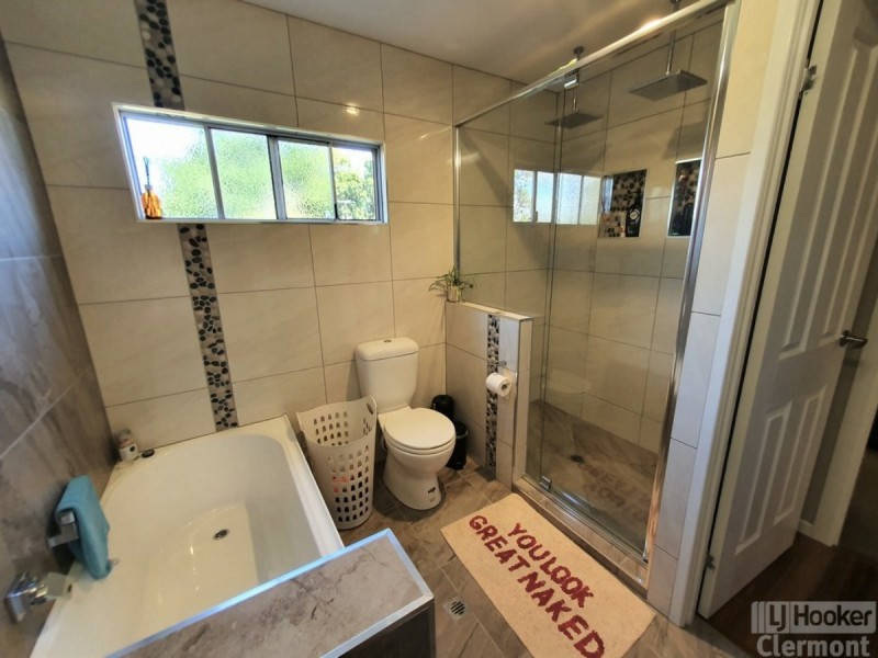 11 Karmoo Street, Clermont QLD 4721