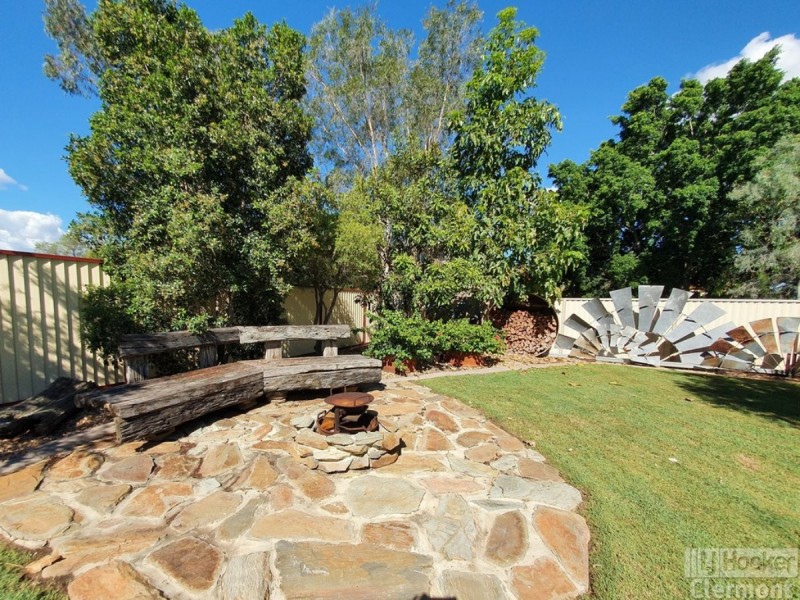 11 Karmoo Street, Clermont QLD 4721