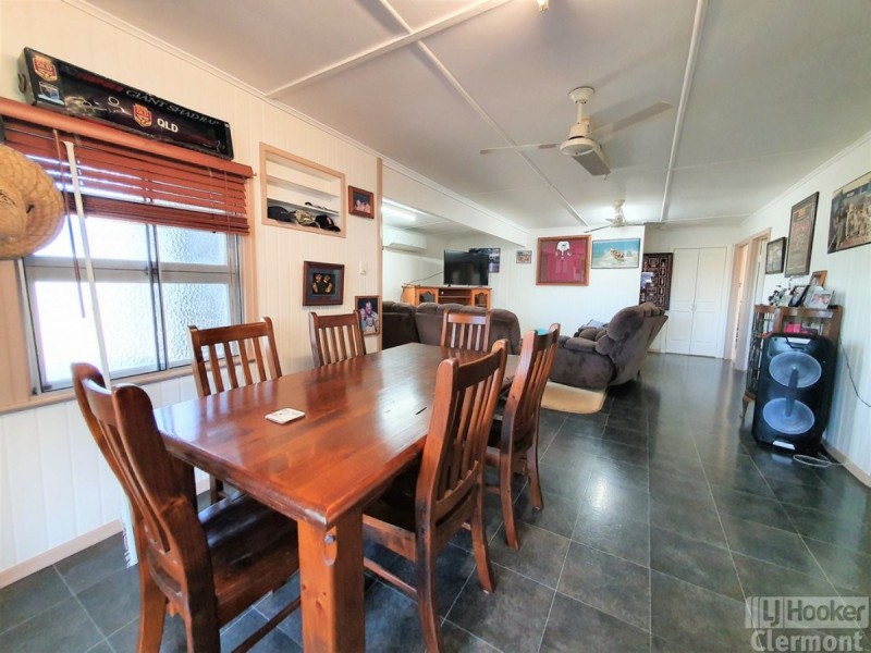 12 Frederick Street, Clermont QLD 4721