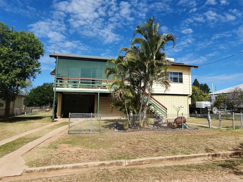 15 Douglass Street, Clermont QLD 4721