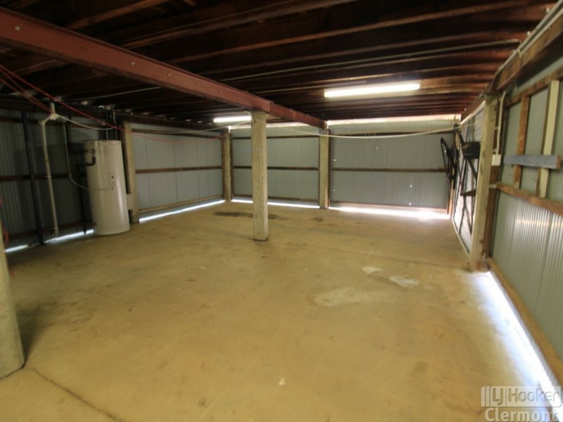 22 Collins Street, Clermont QLD 4721